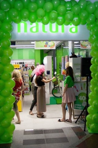 Polnische Drogerien Natura bieten Kosmetik und Parfüm